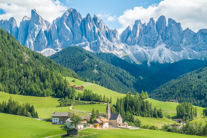 DOLOMITE MOUNTAINS ITALY - Sat, Nov 14 2020